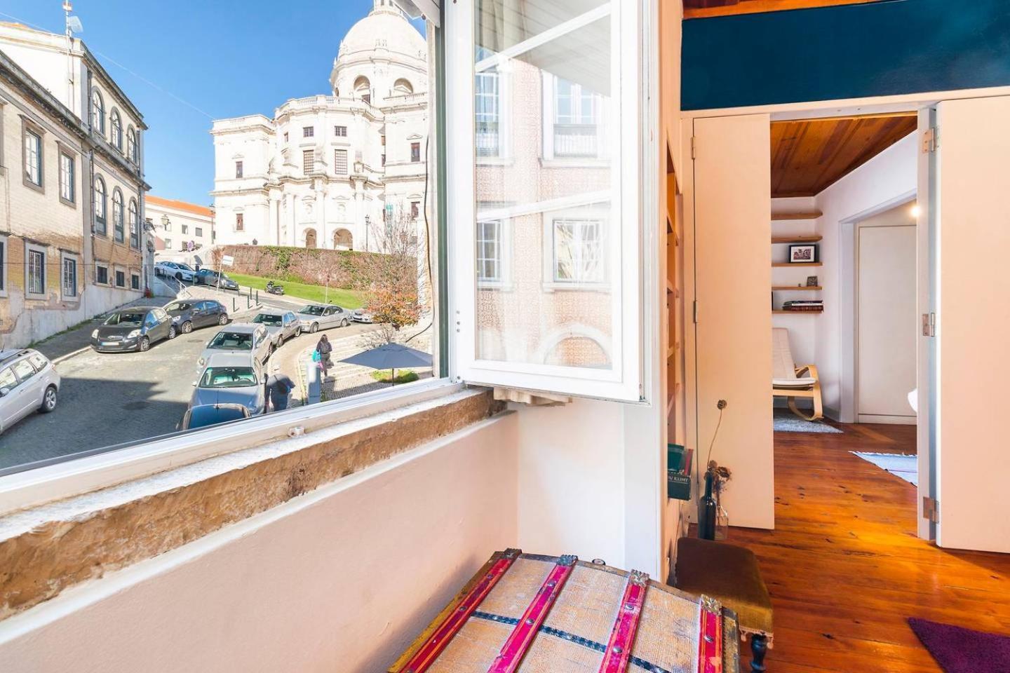 リスボンGuestready - Amazing Alfama Family Apt Near National Pantheon!アパートメント エクステリア 写真